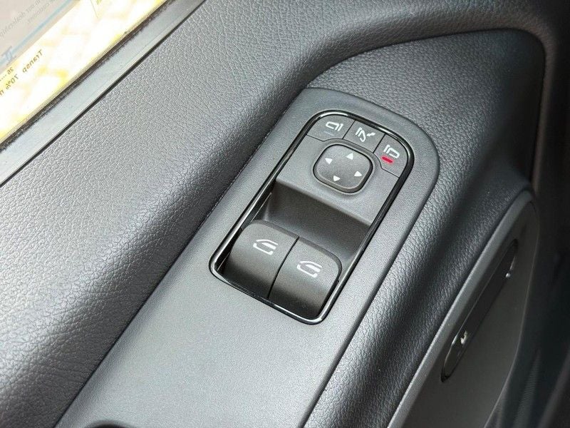 2026 Mercedes-Benz Sprinter 2500 Passenger 170 WB High Roof