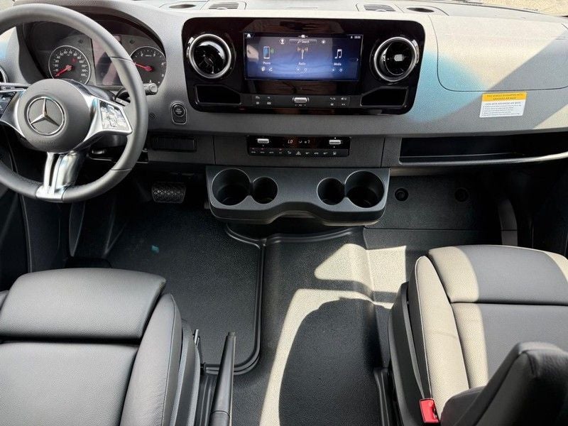 2026 Mercedes-Benz Sprinter 2500 Passenger 170 WB High Roof