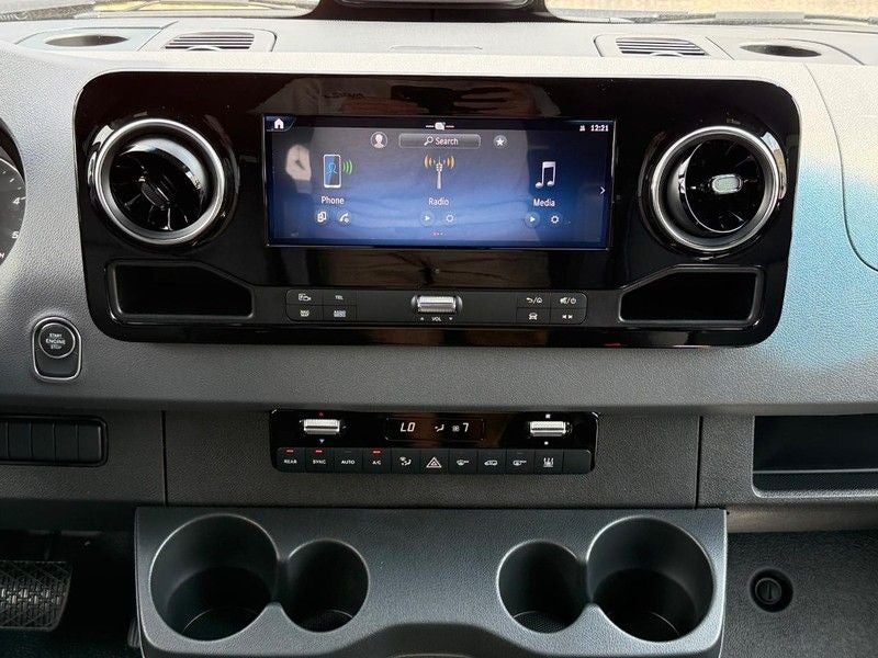2026 Mercedes-Benz Sprinter 2500 Passenger 170 WB High Roof