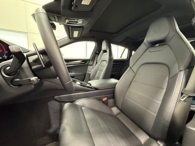 2026 Porsche Panamera 4