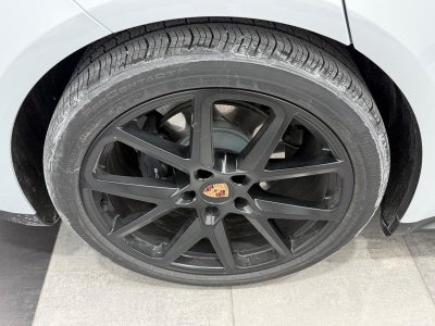 2026 Porsche Panamera 4