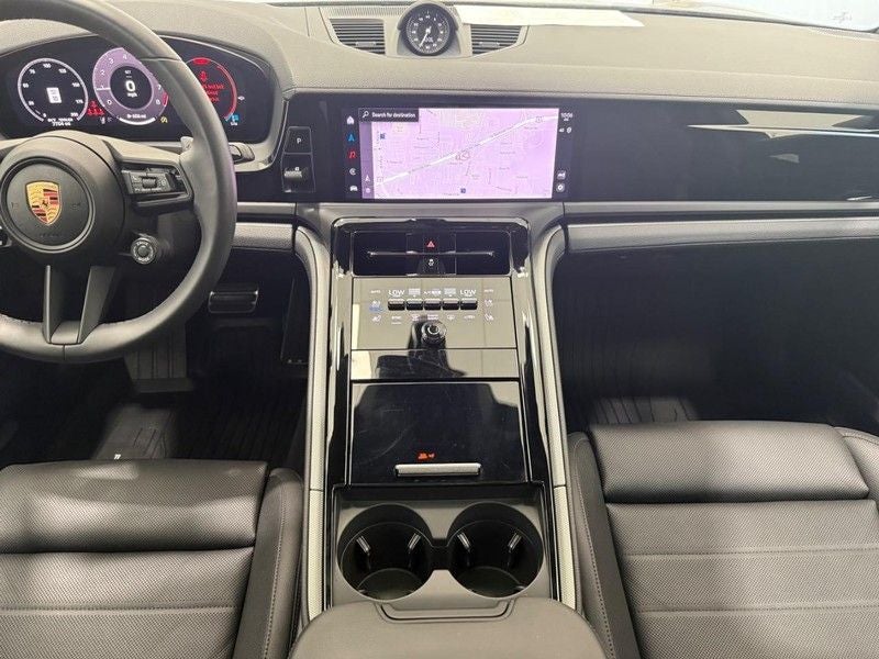 2025 Porsche Panamera 4