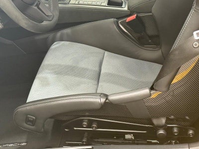 2024 Porsche 718 Cayman GT4 RS