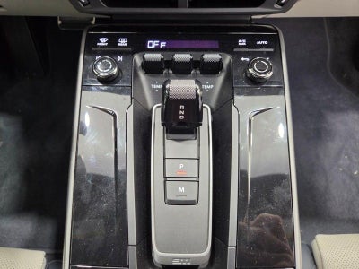 2025 Porsche 911 Carrera