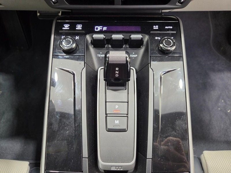 2025 Porsche 911 Carrera