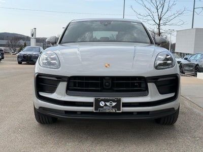 2025 Porsche Macan AWD