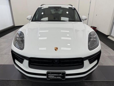 2025 Porsche Macan AWD