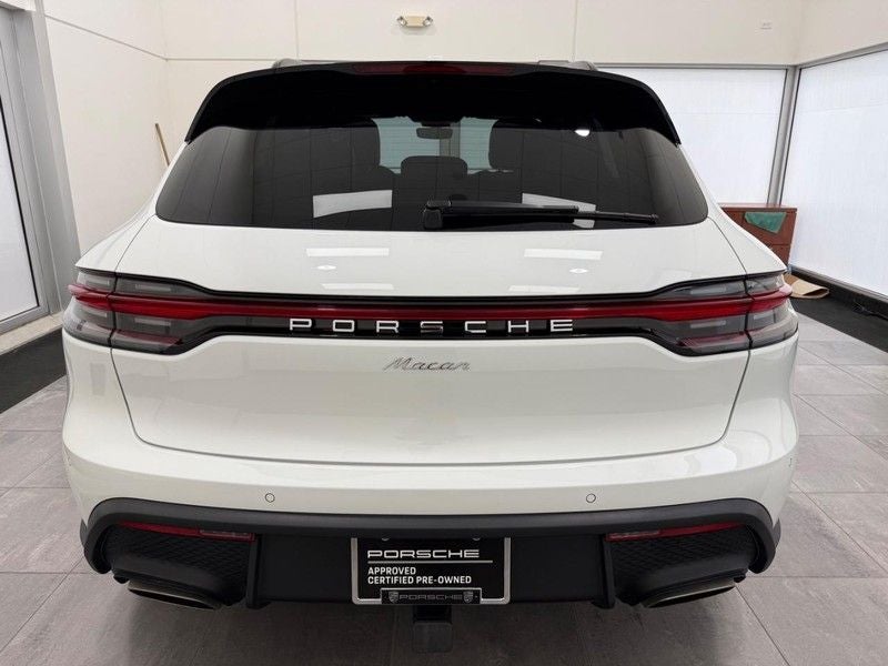 2025 Porsche Macan AWD