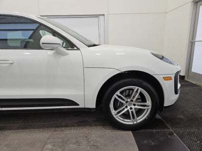 2025 Porsche Macan AWD