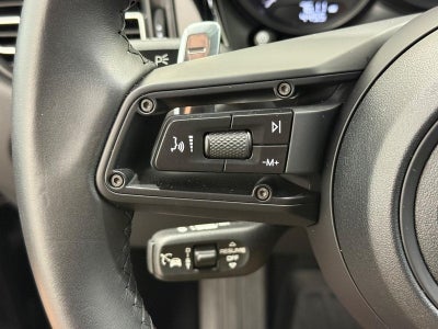 2025 Porsche Macan T