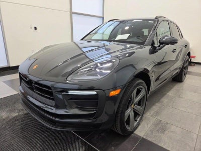 2025 Porsche Macan AWD