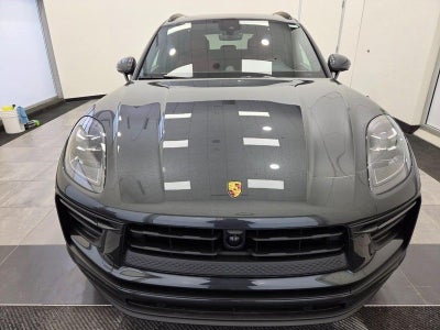 2025 Porsche Macan AWD