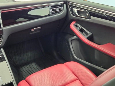 2025 Porsche Macan AWD