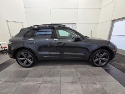 2025 Porsche Macan AWD