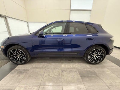 2025 Porsche Macan AWD