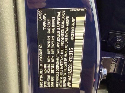 2025 Porsche Macan AWD