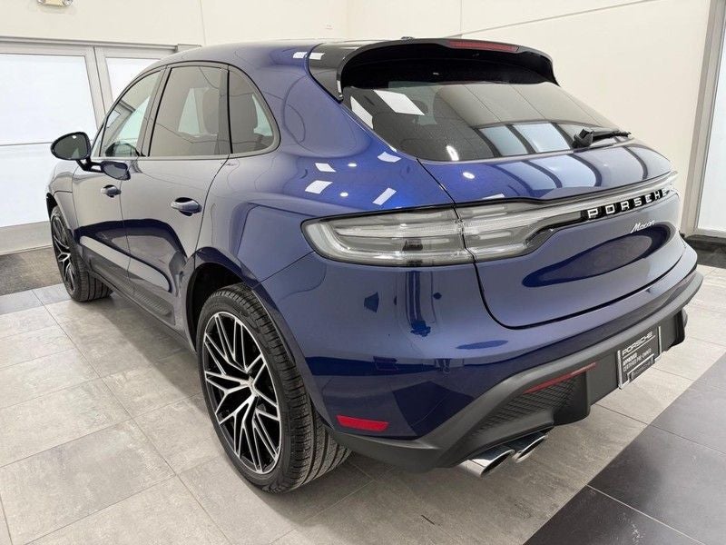 2025 Porsche Macan AWD