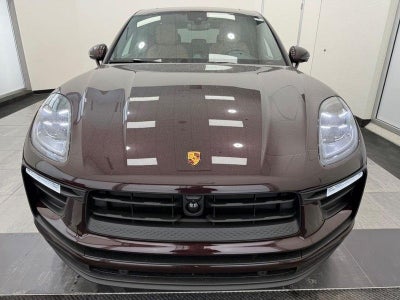 2025 Porsche Macan AWD