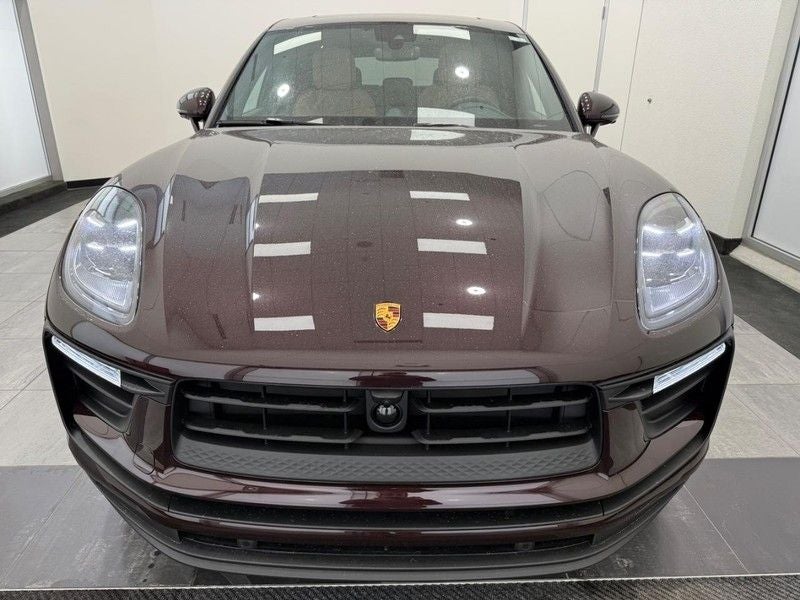 2025 Porsche Macan AWD