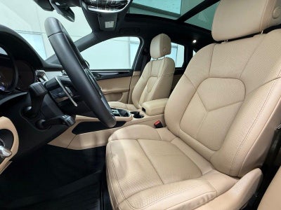 2025 Porsche Macan AWD