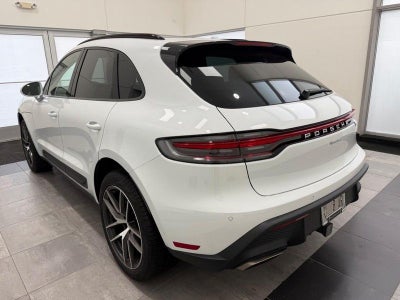 2025 Porsche Macan AWD