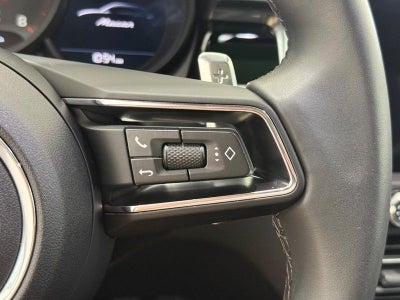2025 Porsche Macan AWD