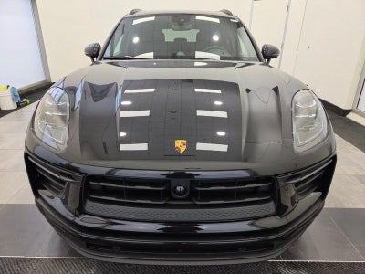 2025 Porsche Macan AWD