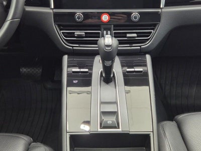 2025 Porsche Macan AWD