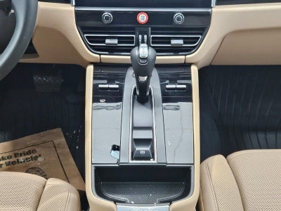 2025 Porsche Macan AWD