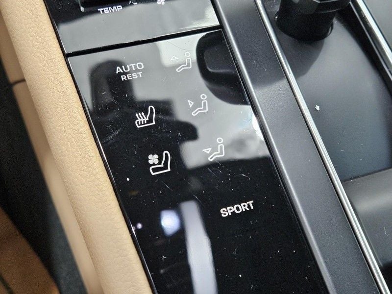 2025 Porsche Macan AWD
