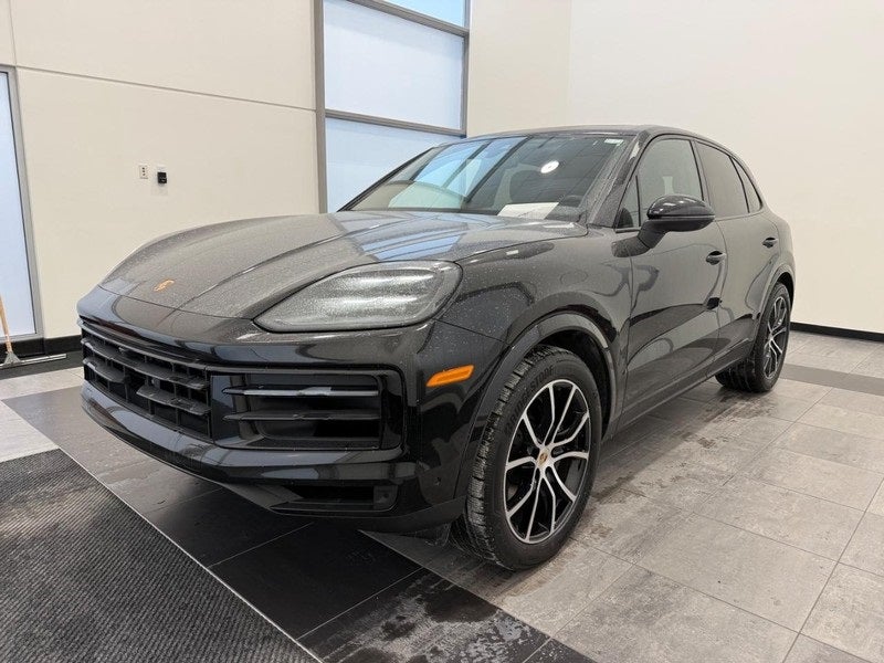 2025 Porsche Cayenne AWD
