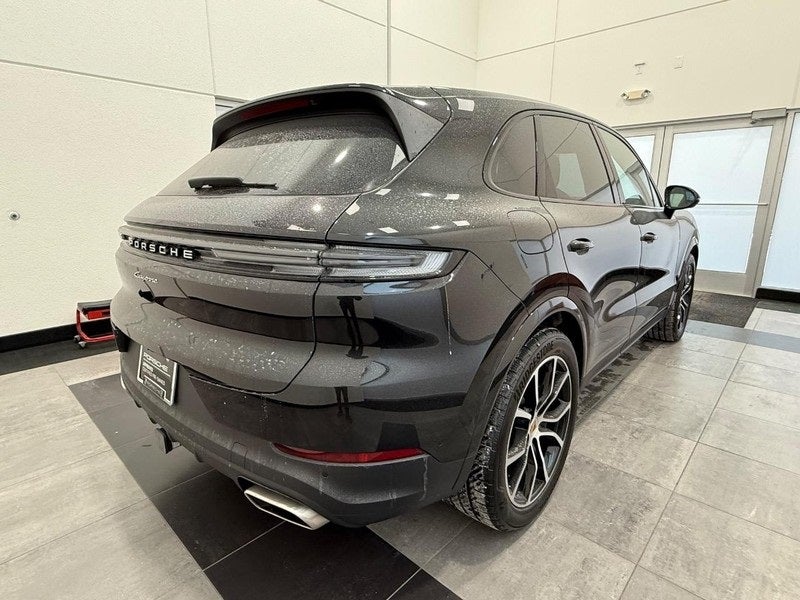 2025 Porsche Cayenne AWD