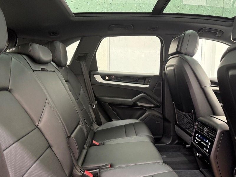 2024 Porsche Cayenne AWD