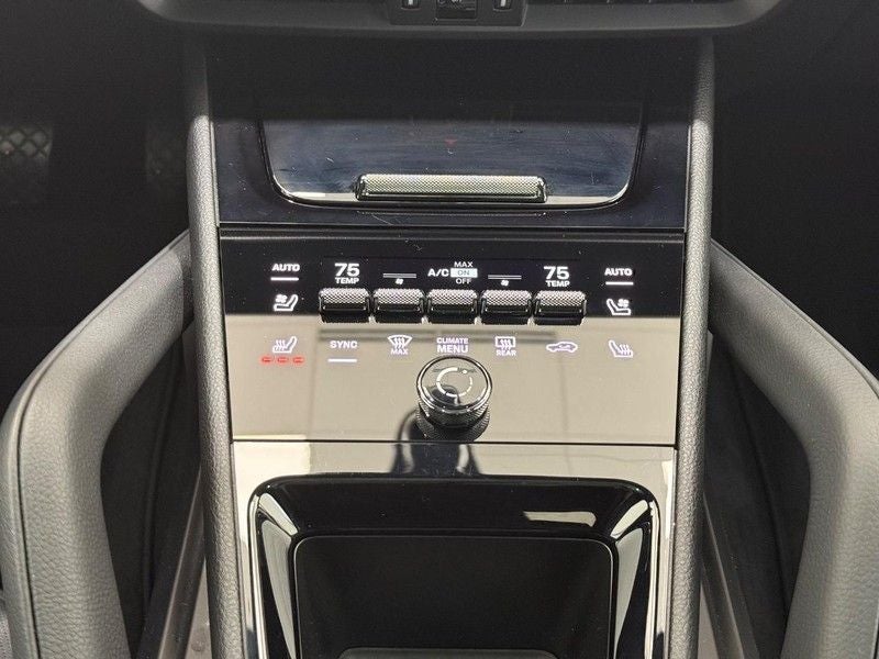 2024 Porsche Cayenne AWD