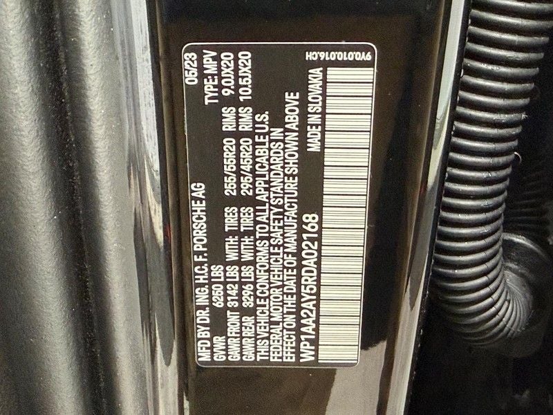 2024 Porsche Cayenne AWD