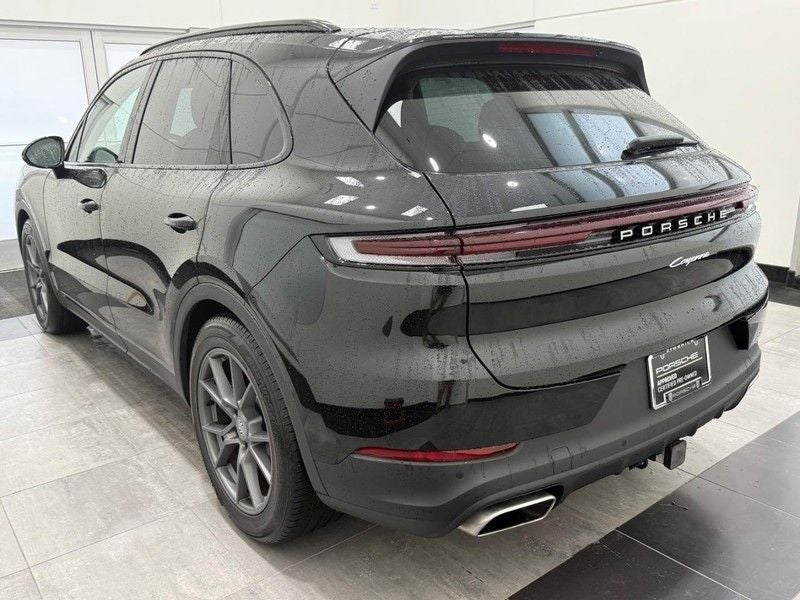 2024 Porsche Cayenne AWD