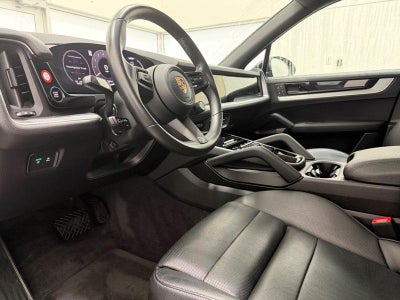 2024 Porsche Cayenne AWD