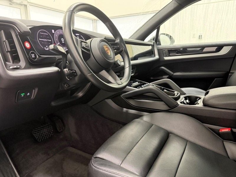 2024 Porsche Cayenne AWD