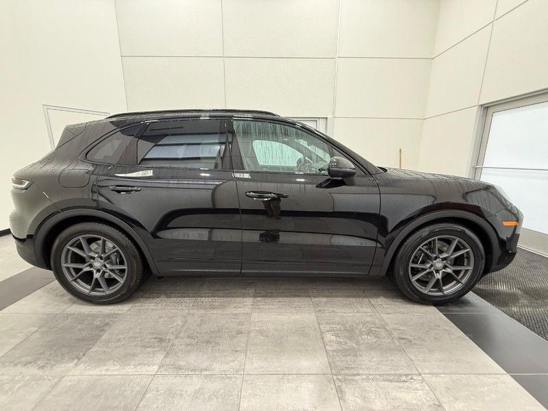 2024 Porsche Cayenne AWD