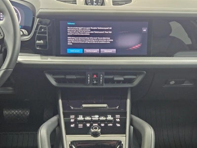 2025 Porsche Cayenne AWD