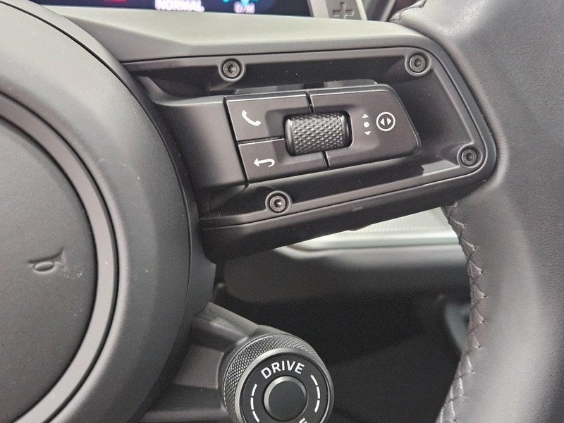 2025 Porsche Cayenne AWD