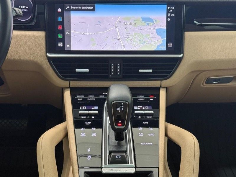 2022 Porsche Cayenne E-Hybrid Base
