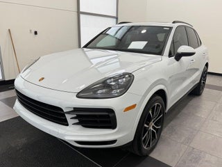 2022 Porsche Cayenne E-Hybrid Base