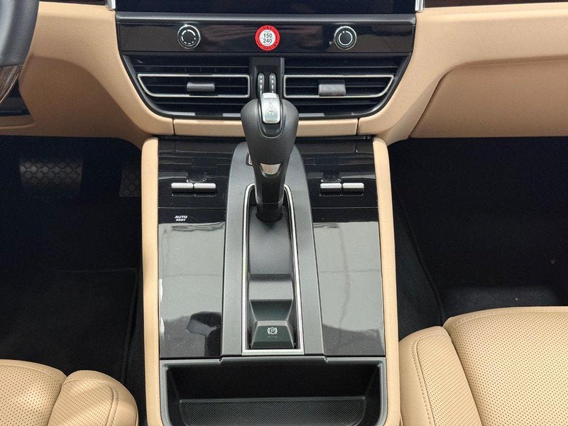 2024 Porsche Macan GTS