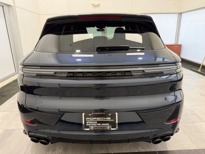 2025 Porsche Cayenne E-Hybrid Turbo