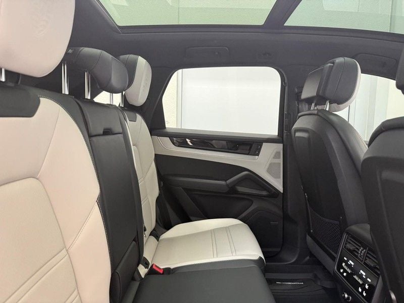 2025 Porsche Cayenne E-Hybrid S
