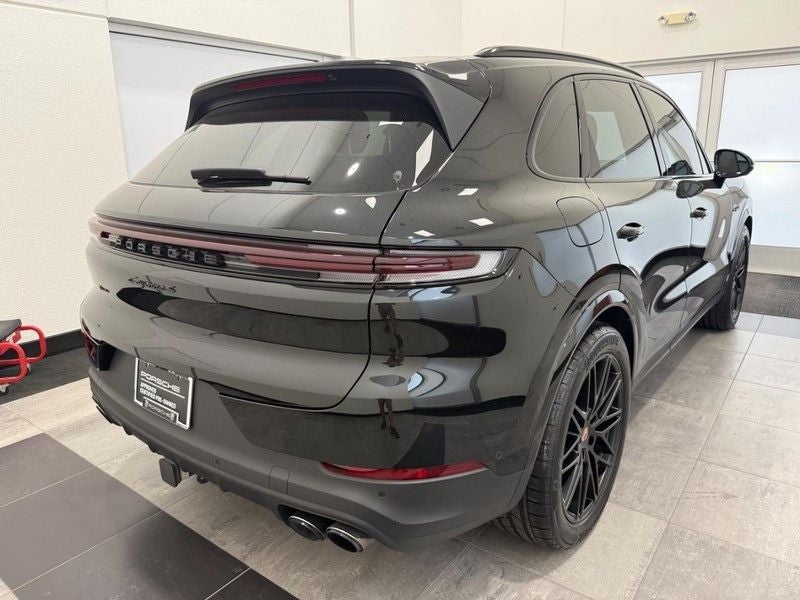 2025 Porsche Cayenne E-Hybrid S
