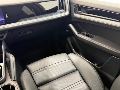 2026 Porsche Cayenne Coupe Coupe AWD