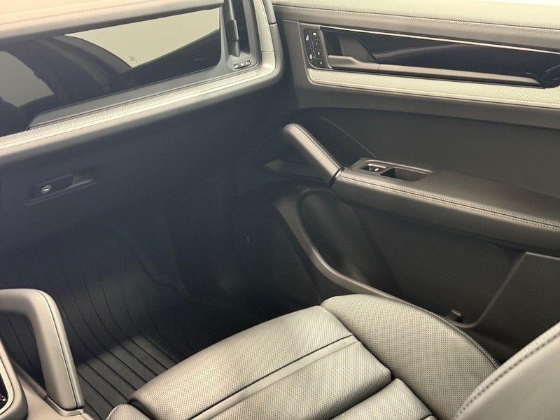 2024 Porsche Cayenne Coupe Coupe AWD