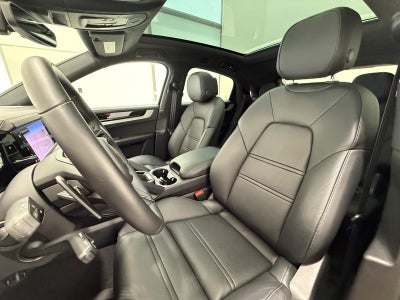 2024 Porsche Cayenne Coupe Coupe AWD